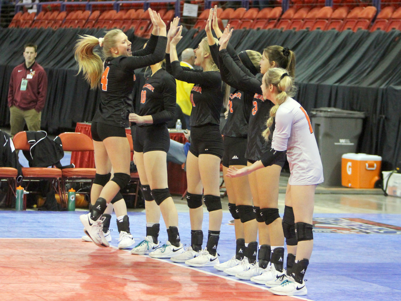 Bloomer volleyball vs McFarland 11-8-19
